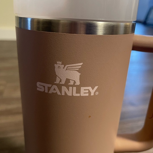 Stanley 40oz Almond Rose Travel Mug with Handle - Picture 4 of 5